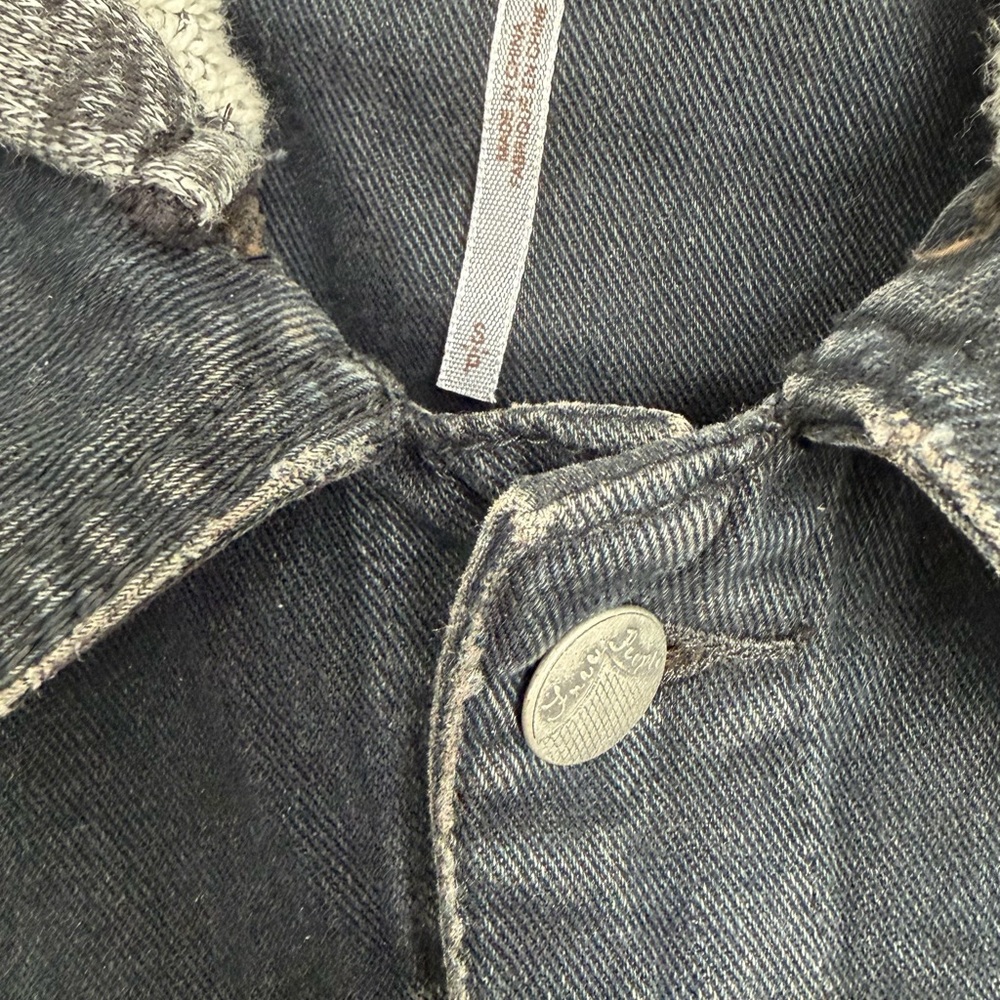 Free People distressed Black Jean Jacket with charcoal Sleeves - Picture 5 of 10